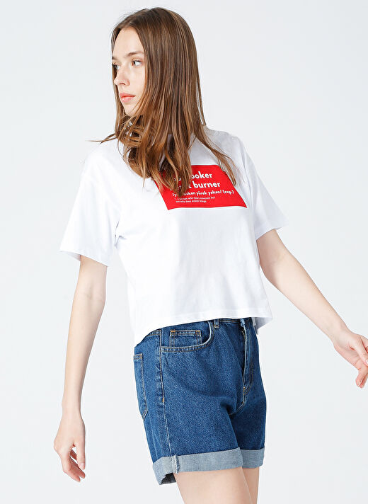 Beyaz Kadın Bisiklet Yaka Baskılı T-Shirt 2