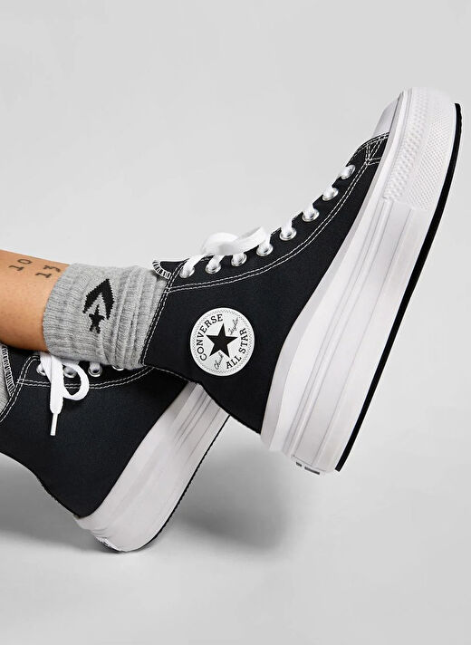 Converse 568497C Siyah Kanvas Kadın Sneaker 4