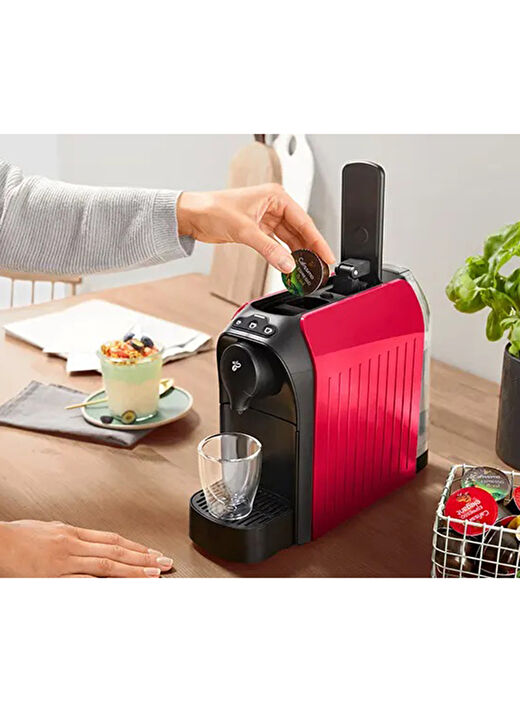 Tchibo Cafissimo Easy Kapsüllü Kahve Makinesi - Kırmızı 3