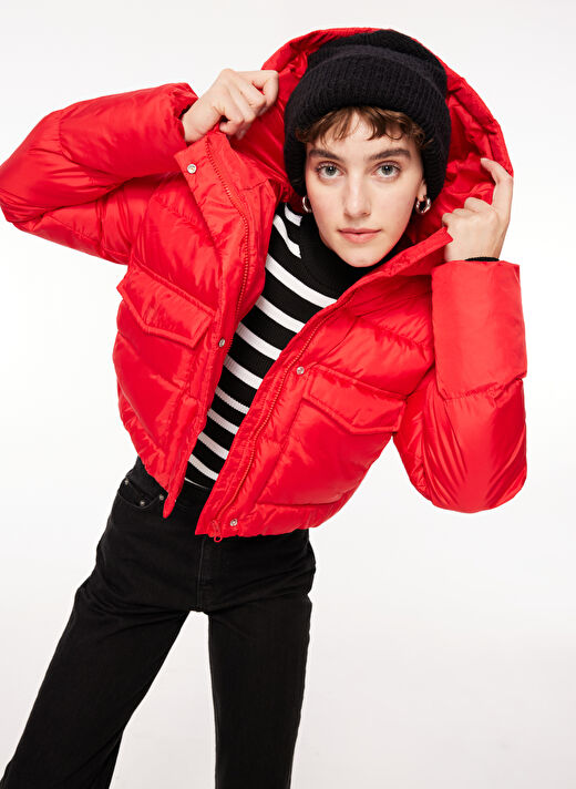 Aeropostale Kırmızı Kadın Kapüşon Yaka Crop Puffer Mont A3WL-MNT3 1