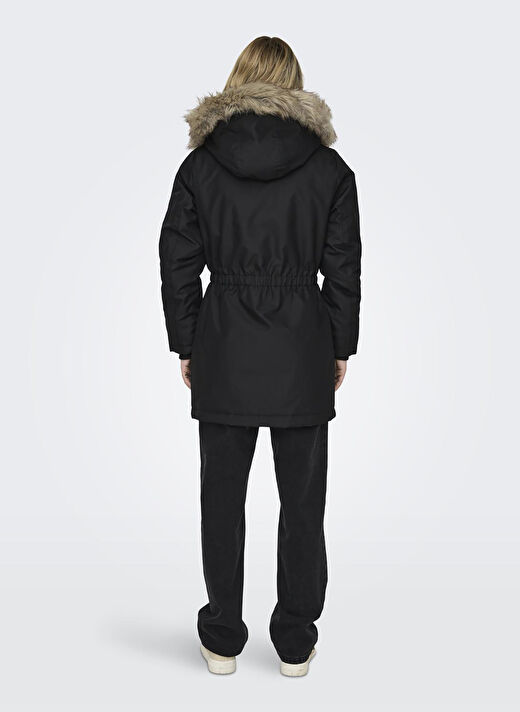 Only Siyah Kadın Kaban ONLIRIS FUR WINTER PARKA CC 2023 OT 2