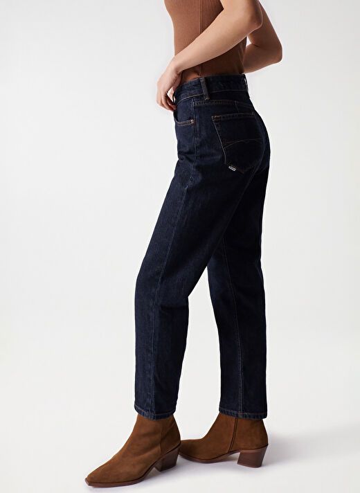Mavi Kadın Dar Paça Yüksek Bel Mom Fit Denim Pantolon 21004611 2