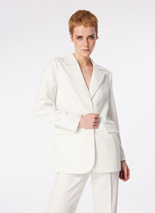 Only Beyaz Kadın Blazer ONLREINA L/S LO PINSTRIPE BLAZER CC 1