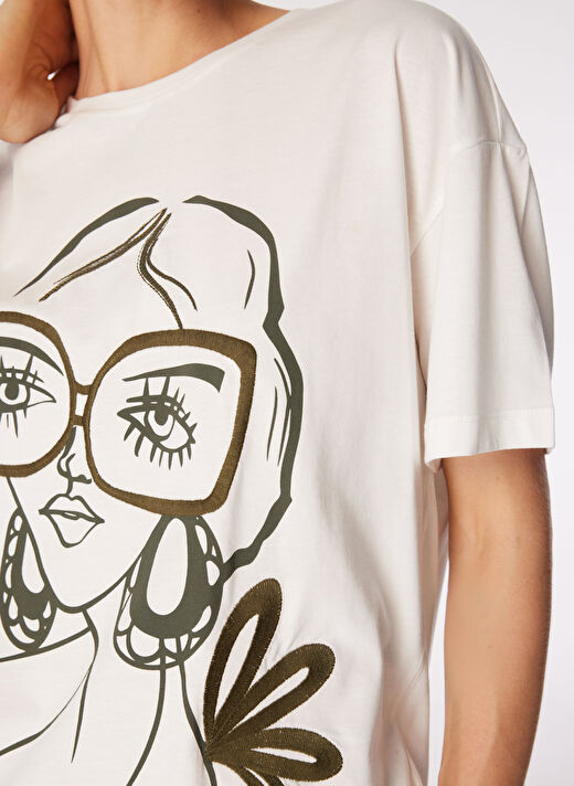 Fabrika Kırık Beyaz Kadın Basic Baskılı T-Shirt F4WL-TST0232 4