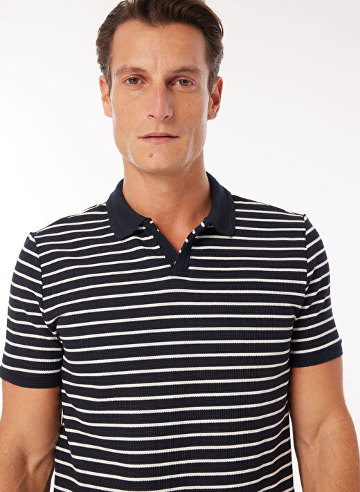 E 4.0 Design Studio x Fabrika Polo T-Shi 1