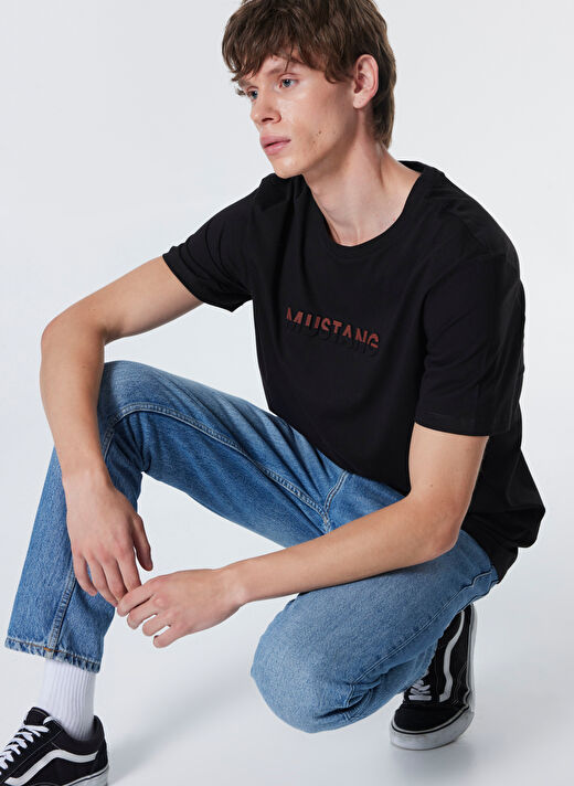 Mustang Siyah Erkek Relaxed Baskılı T-Shirt M4WM-TST-1431  1