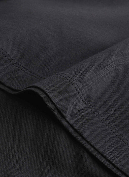 Calvin Klein Siyah Kadın Standart Baskılı T-Shirt NANO LOGO REGULAR T-SHIRT  4