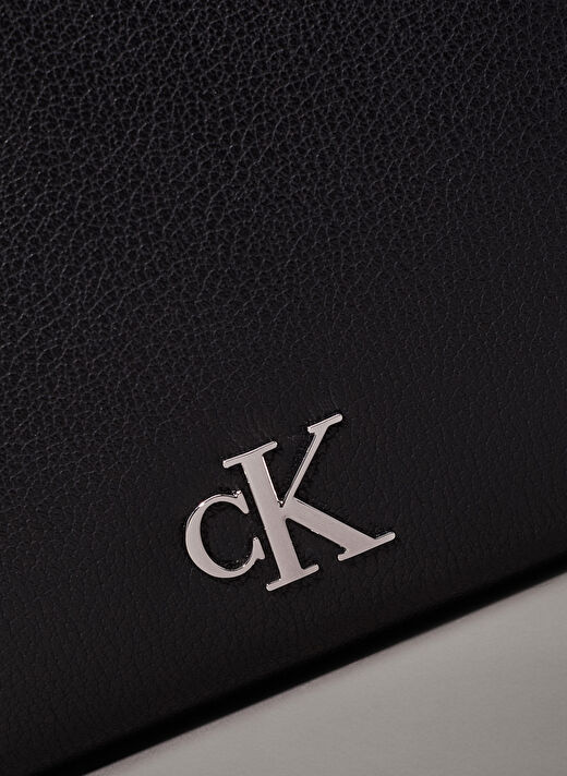 Calvin Klein Siyah Kadın 18x12x6 cm Çapraz Çanta K60K612719BEH 3