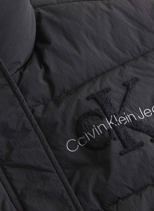 Calvin Klein Jeans Dik Yaka Nakışlı Siyah Kadın Puffer Mont CHENILLE MONOLOGO PUFFER 2