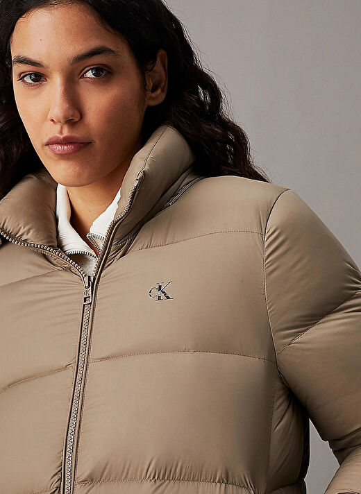 Calvin Klein Jeans Vizon Kadın Dik Yaka Standart Fit Puffer Mont MW DOWN SHORT PUFFER 2