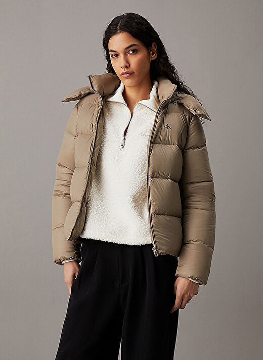 Calvin Klein Jeans Vizon Kadın Dik Yaka Standart Fit Puffer Mont MW DOWN SHORT PUFFER 3