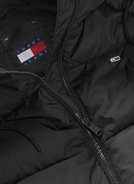 Tommy Jeans Siyah Kadın Dik Yaka Standart Fit Puffer Mont TJW VAIL PUFFER EXT 3