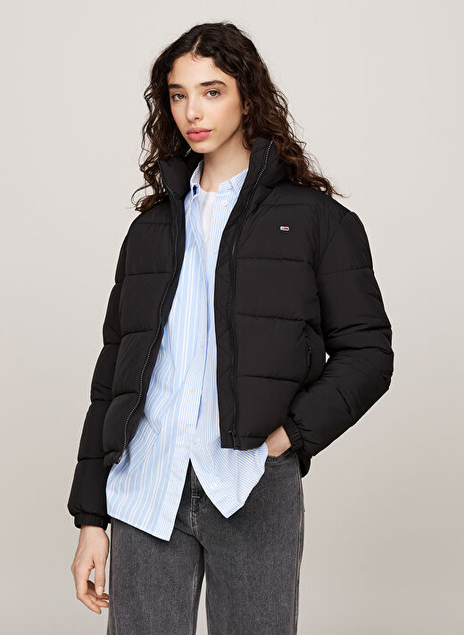 Tommy Jeans Siyah Kadın Dik Yaka Standart Fit Puffer Mont TJW ESSENTIAL PUFFER EXT 2