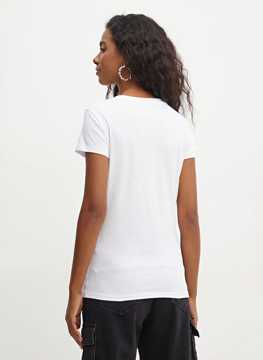 Armani Exchange Beyaz Kadın Standart Baskılı T-Shirt 6DYT26  4