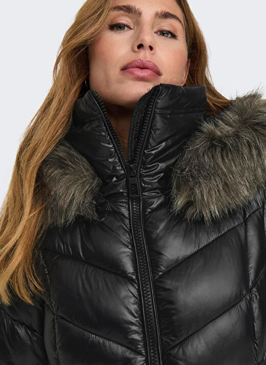 Only Siyah Kadın Normal Düz Kaban ONLFEVER PUFFER COAT LIFE CC OTW  2