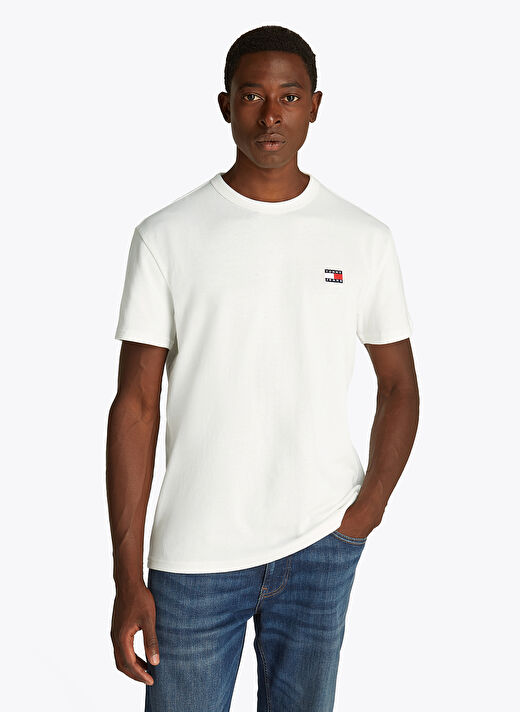 Tommy Jeans Ekru Erkek Bisiklet Yaka Regular Fit T-Shirt DM0DM20322YBL TJM REG BADGE TEE EXT 2