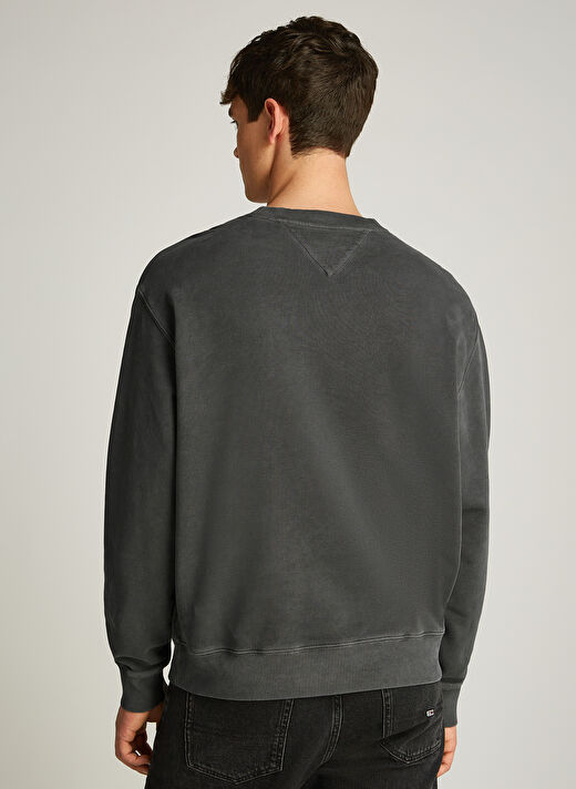 Tommy Hilfiger Siyah Erkek Bisiklet Relaxed Sweatshirt DM0DM20262BDS TJM RLX VINTAG VRSITY 4