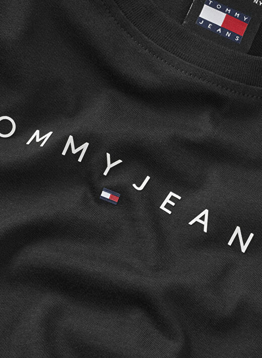 Tommy Jeans Siyah Kadın Slim Fit T-Shirt DW0DW18398BDS  2