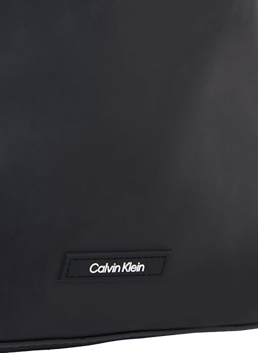 Calvin Klein Siyah Erkek Postacı Çantası CK ESSENTIAL CONV SLING XL RUB 4