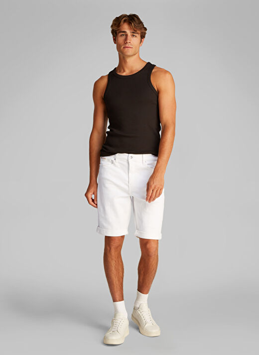 Calvin Klein Jeans Erkek Denim Şort J30J3275361AA SLIM SHORT 1