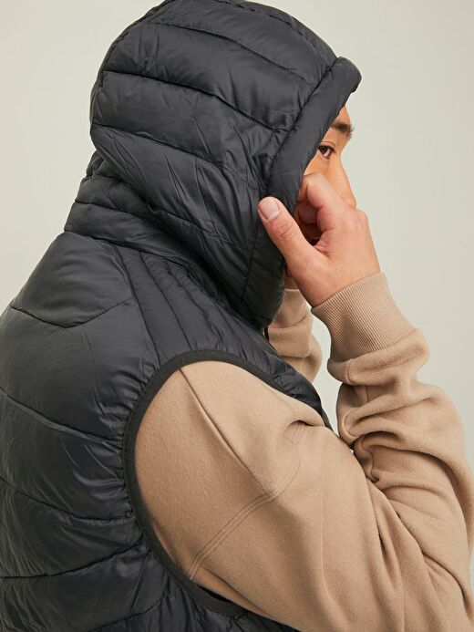 Jack & Jones Erkek Kapüşonlu Şişme Yelek HERO HOODED - 12211789 4
