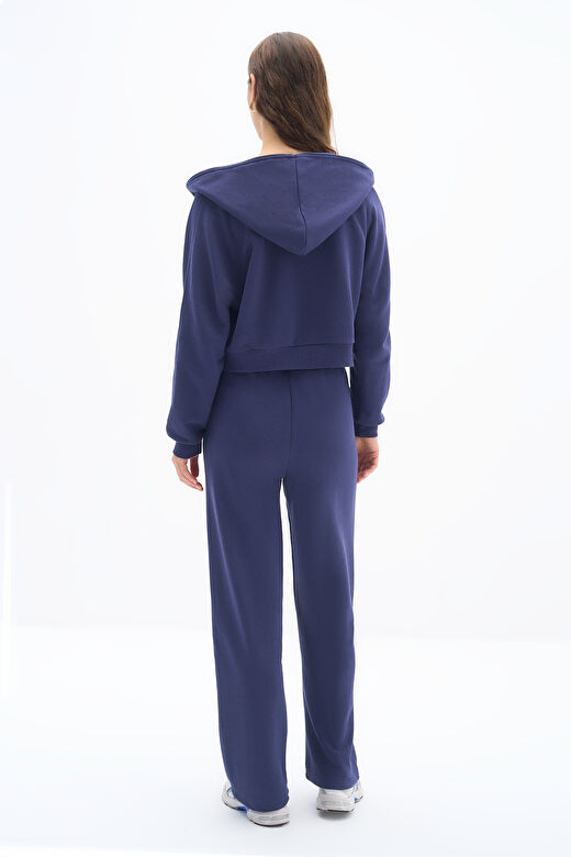 Zipper Sweatshirt 3