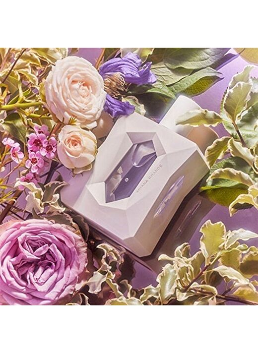 Ariana Grande God is a Woman EDP 100 ml Kadın Parfümü 4