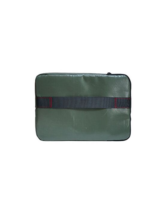 Urban Laptop by Upcycle Hero MacBook 13.3” & 13.6” Uyumlu İleri Dönüşüm Laptop Çantası 2