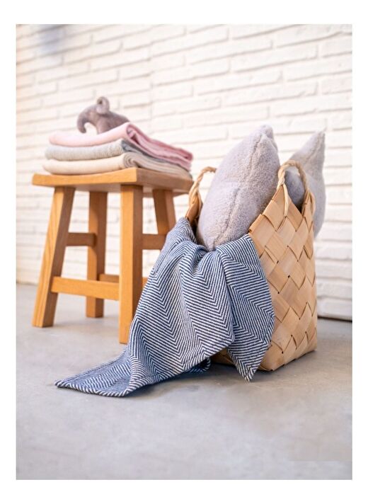 Wool Herringbone Bebek Battaniyesi Lacivert 76x102 2