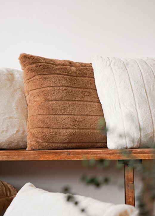 Fitilli Peluş Kırlent Kahve 45x45 cm 3