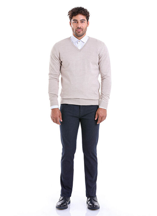 Bej Comfort Fit Düz V Yaka Yünlü Kazak 3