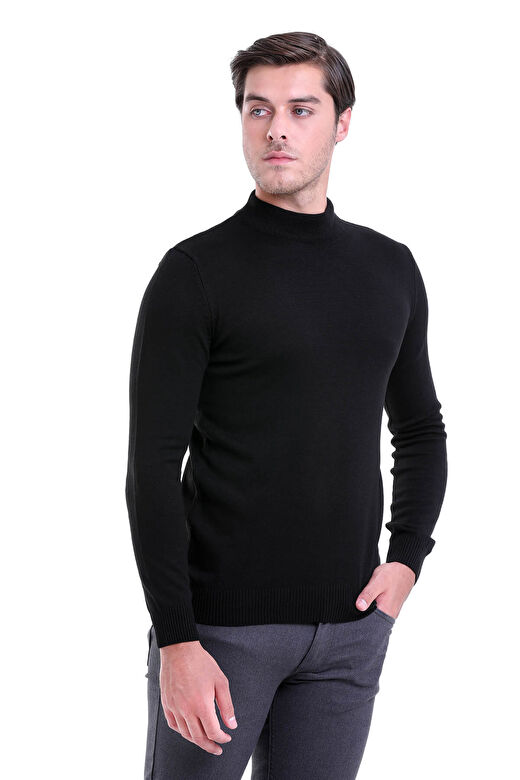 Siyah Regular Fit Düz Yarım Balıkçı Yaka Triko Kazak 1