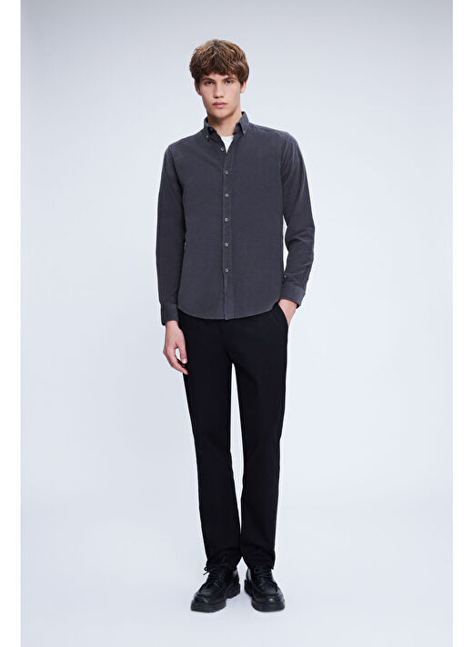 Gri Slim Fit 100% Pamuklu Düğmeli Yaka Uzun Kollu Klasik Gömlek 2