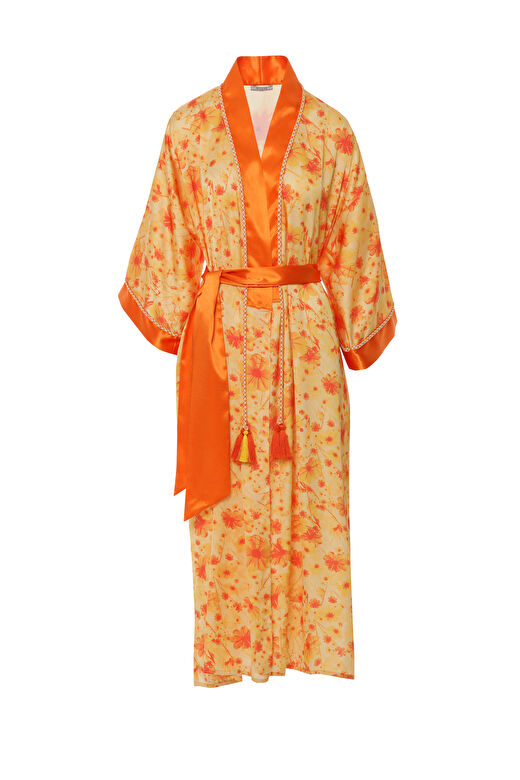 Özel Desen Arkası Yazı Baskılı Seyyar Kuşaklı Çiçekli Turuncu Kimono 4