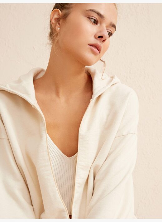Bej Oversize Pamuklu Sweatshirt 3