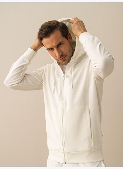 Beyaz Slim Fit Pamuklu Sweatmont 1