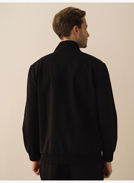 Siyah Slim Fit Pamuklu Sweatmont 4