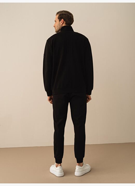 Siyah Regular Fit Pamuklu Sweatmont 4