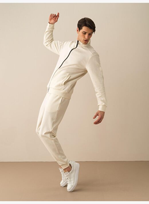 Ekru Regular Fit Pamuklu Sweatmont 3