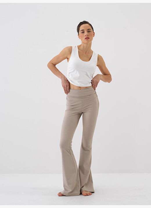 Beyaz Slim Fit  Atlet 2