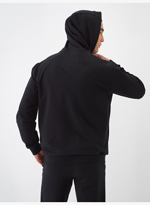 Siyah Regular Fit Pamuklu Sweatmont 4