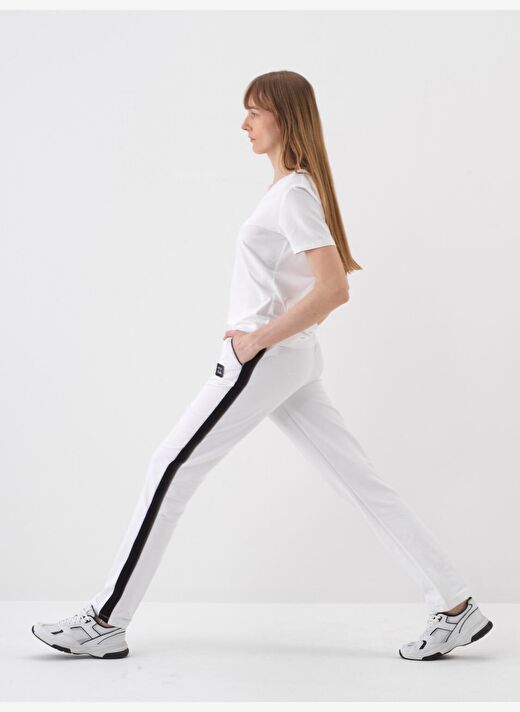 Beyaz Regular Fit Pamuklu Sweat Pantolon 3