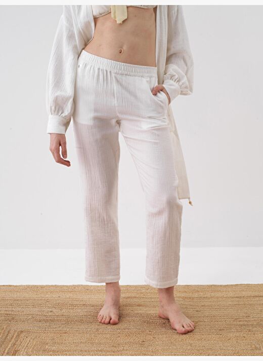 Beyaz Oversize Pamuklu Pantolon 1