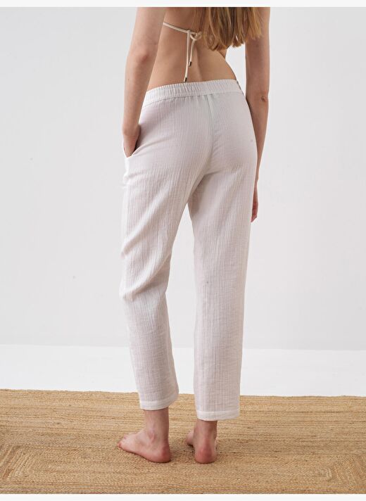 Beyaz Oversize Pamuklu Pantolon 4