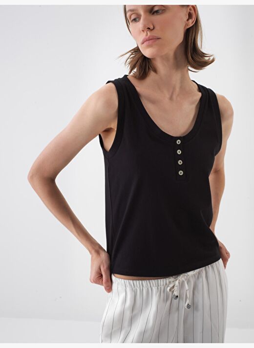 Siyah Regular Fit Pamuklu Atlet 1