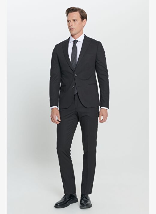 Erkek Siyah Ekstra Slim Fit Dar Kesim Kırlangıç Yaka Takım Elbise 3