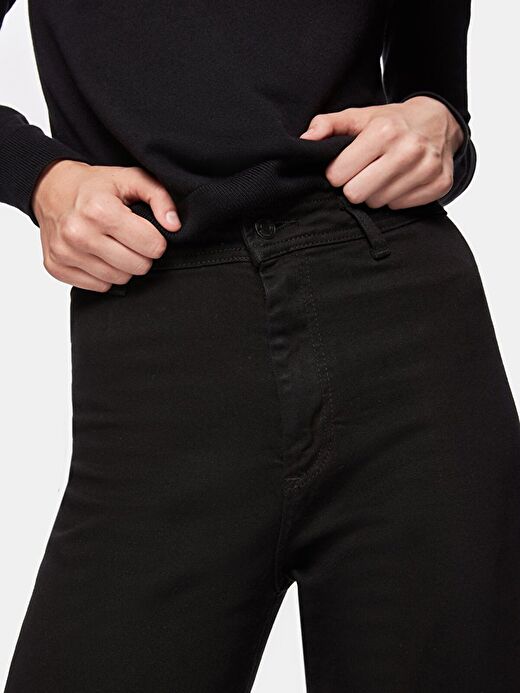 Danelle Yüksek Bel Geniş Paça Relaxed Leg Jean Pantolon 4
