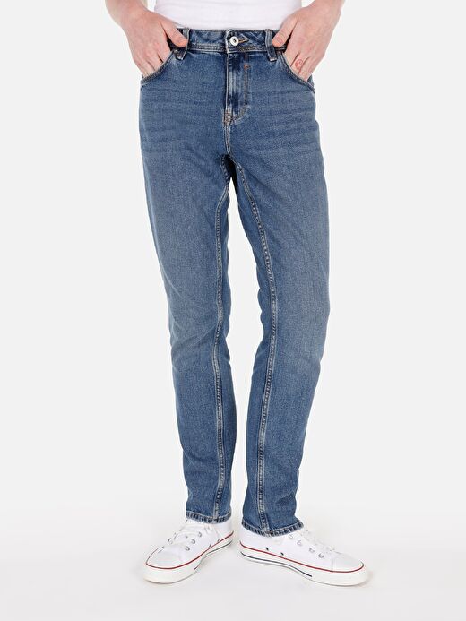 044 Karl Normal Kesim Düşük Bel Düz Paça Mavi Erkek Pantolon Cl1072435 4