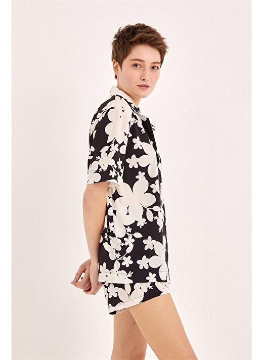 Albeon Shorts 2