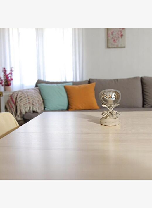 Tolde Beyaz Eskitme Minimal Masa Lambası 2